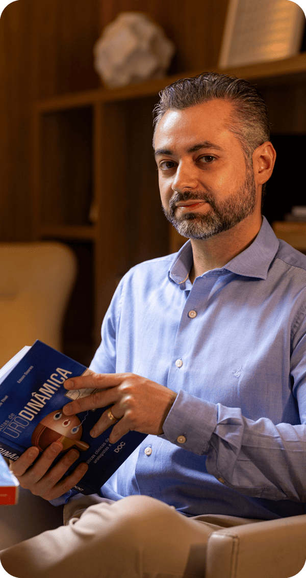 Foto-sobre-o-Dr,-João-Henrique-006